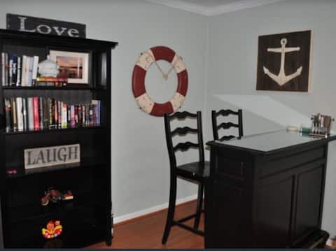 Popular Airbnb listing: Robyn's Nest in Mooresville