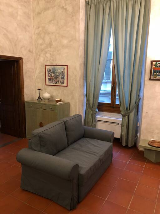 Divano letto nel soggiorno