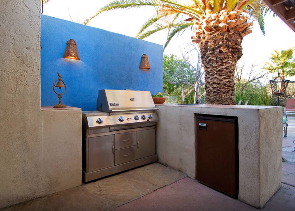 Outdoor kitchen