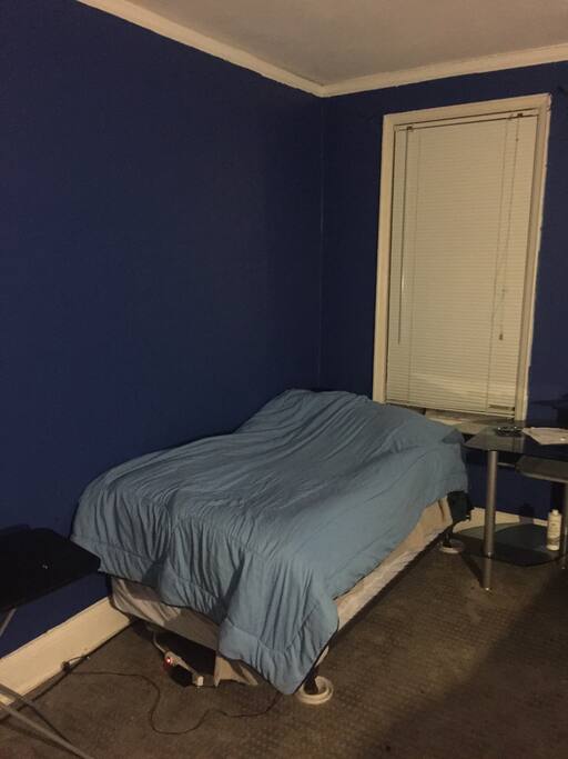 I made my bed to take this photo. Can you tell I don't usually do that?