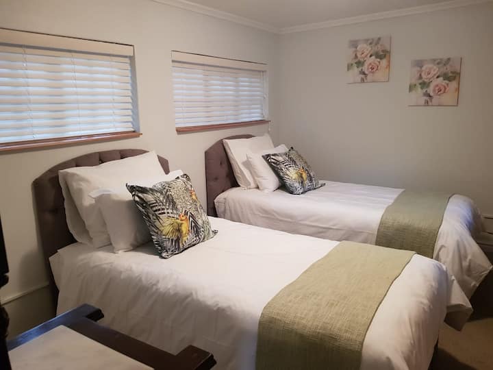 תמונה 1 של חדר השינה השני