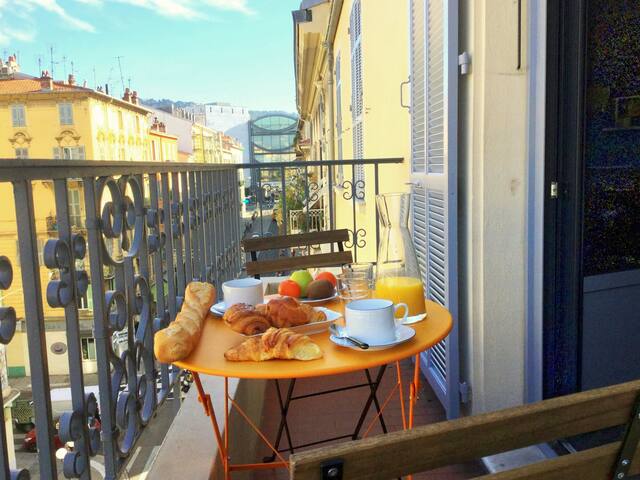 Ze Perfect Place managed Airbnb listing 2
