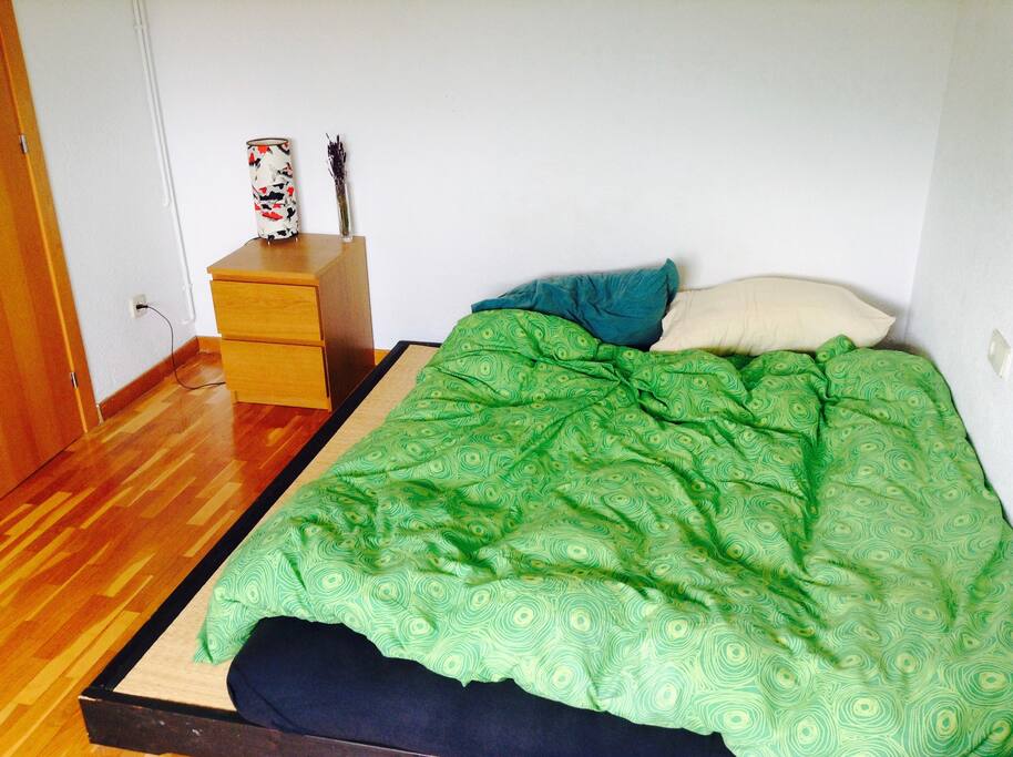 Bedroom - futon