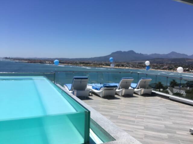 Boutique Luxury Apartment (Solar Powered) gallery image 3