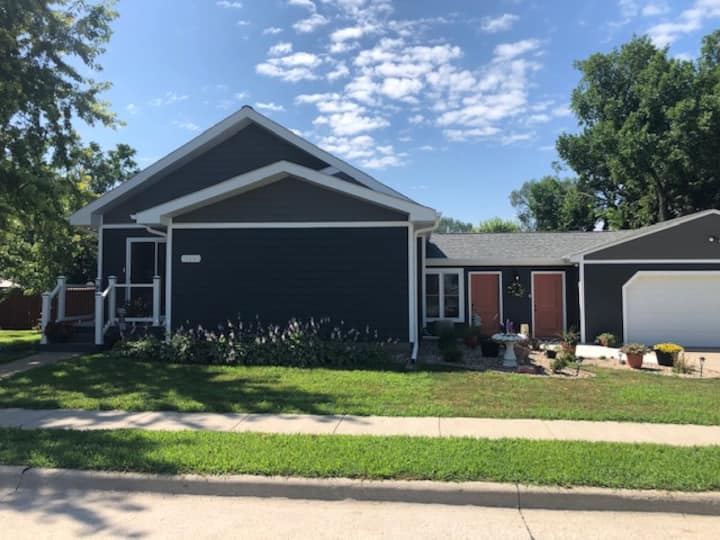 Sioux City Vacation Rentals & Homes Iowa, United States Airbnb