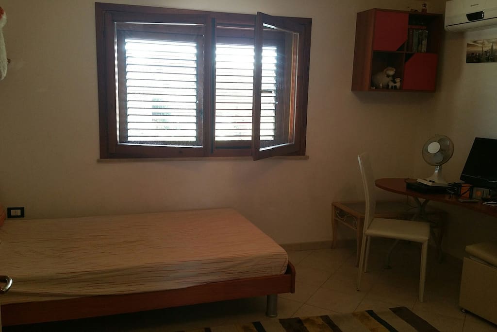 Double bedroom 2/2