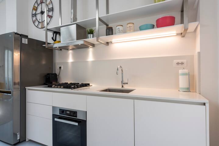 Oltrarno Garden – Modern and Quaint 2 bedroom gallery image 5