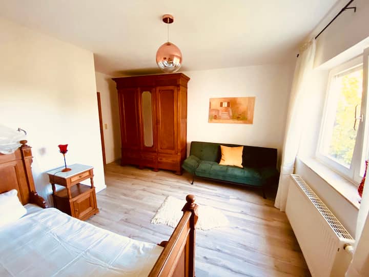 Dhomë gjumi 1