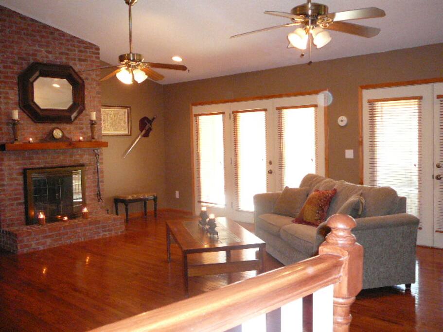 Living room with gas fireplace.