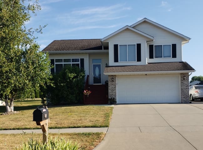 Nice family home with a spacious guest suite