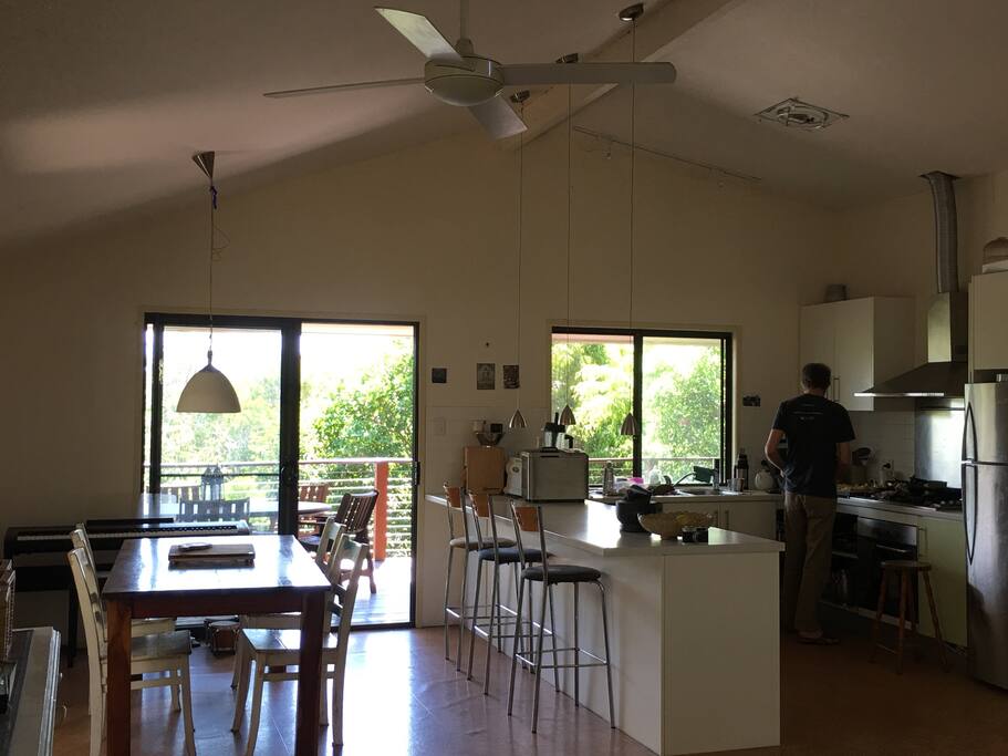Open plan kitchen & dining area.