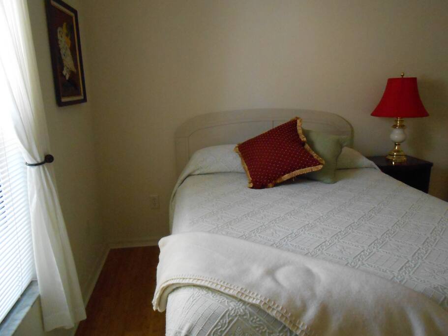 Bedroom with Queen Bed