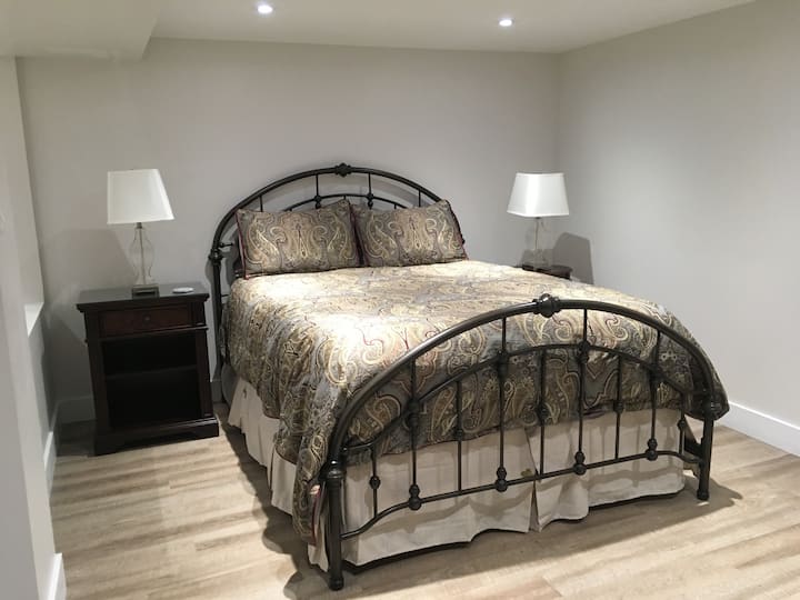 Guest suite in Toronto · ★4.79 · 1 bedroom · 1 bed · 1 bath