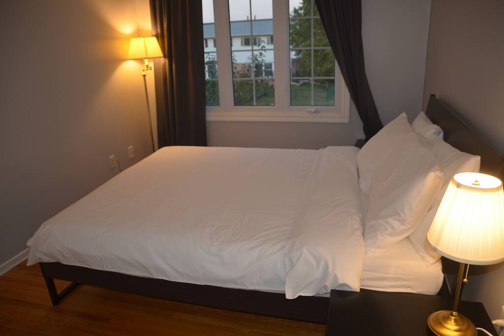 Room 02 (2nd floor)