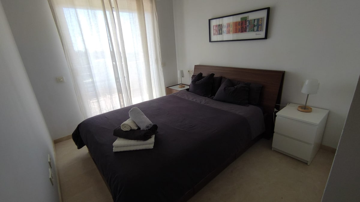 غرفة النوم 1