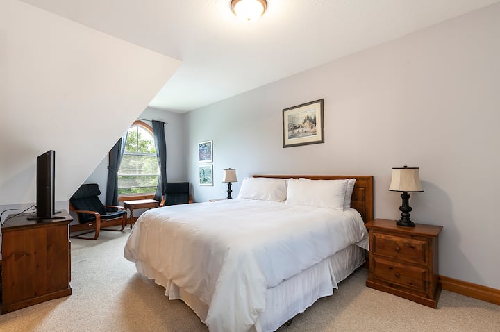 Chambre loft avec lit King Size