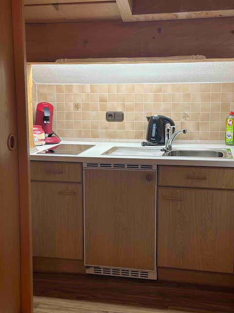 Popular Airbnb listing: Small apartment in the attic – nature & tranquility in Ruhpolding