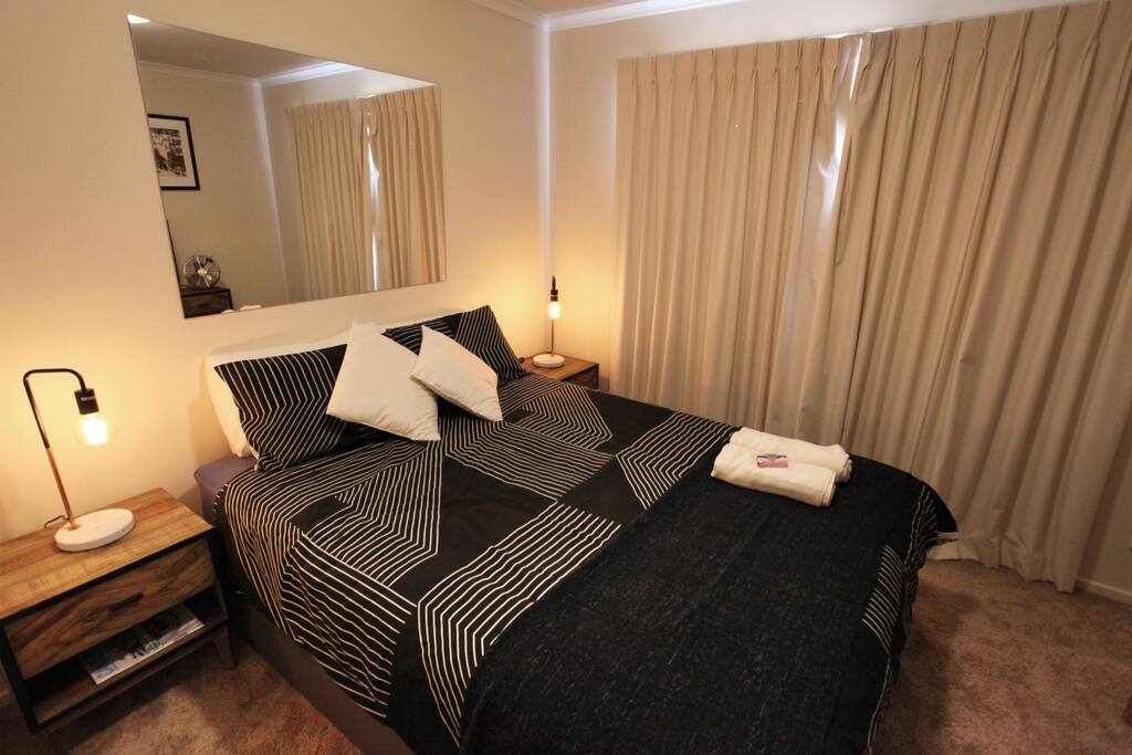 Private, lockable bedroom w TV and storage