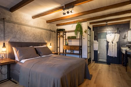 Private Stairway to heaven