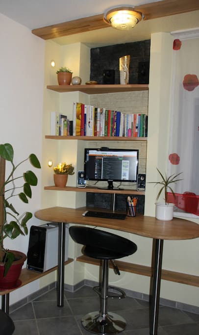 Arbeitstisch/Computer