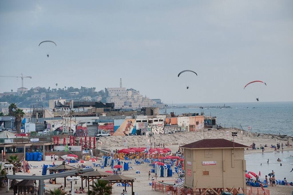 Busy Sea View