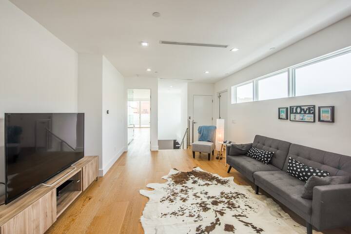 The View gallery image 4