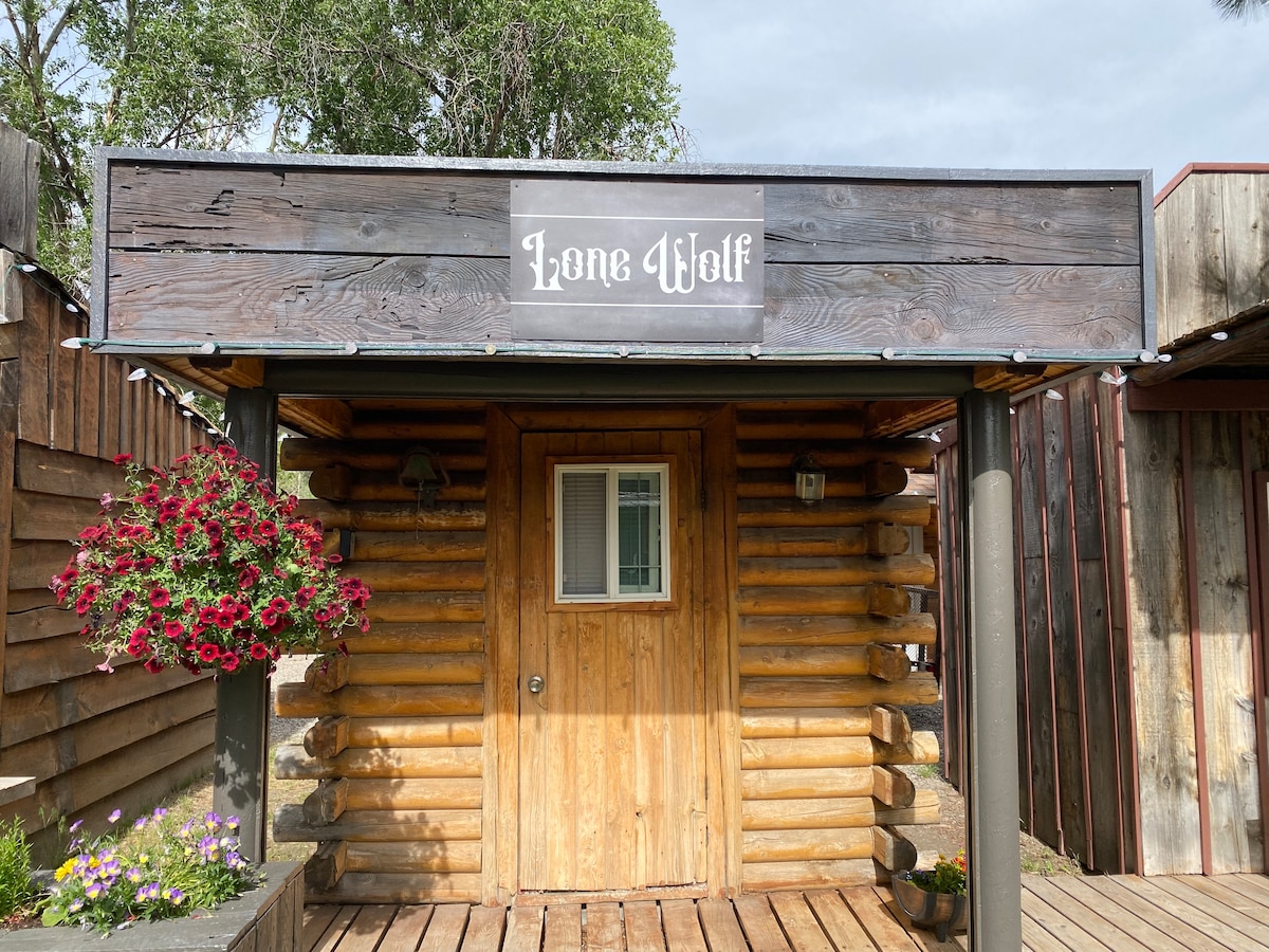 Lone Wolf Cabin At Mountain River Ranch Cabins for Rent in Ririe