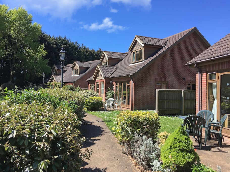 Modern 3 bed cottages in a beautiful parkland setting