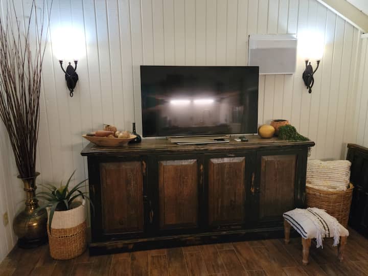 Lovely Roma Cottage In Fallbrook - Fallbrook, CA