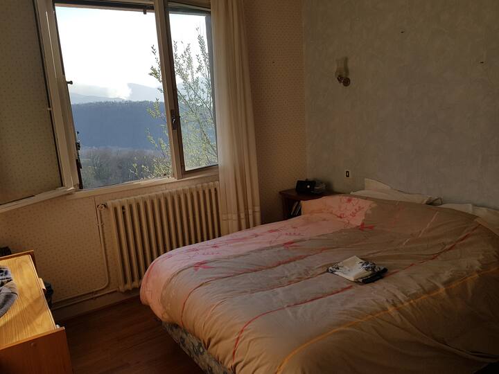 bedroom 2 high