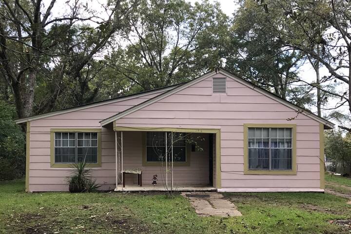 Airbnb Starkville Vacation Rentals Places To Stay