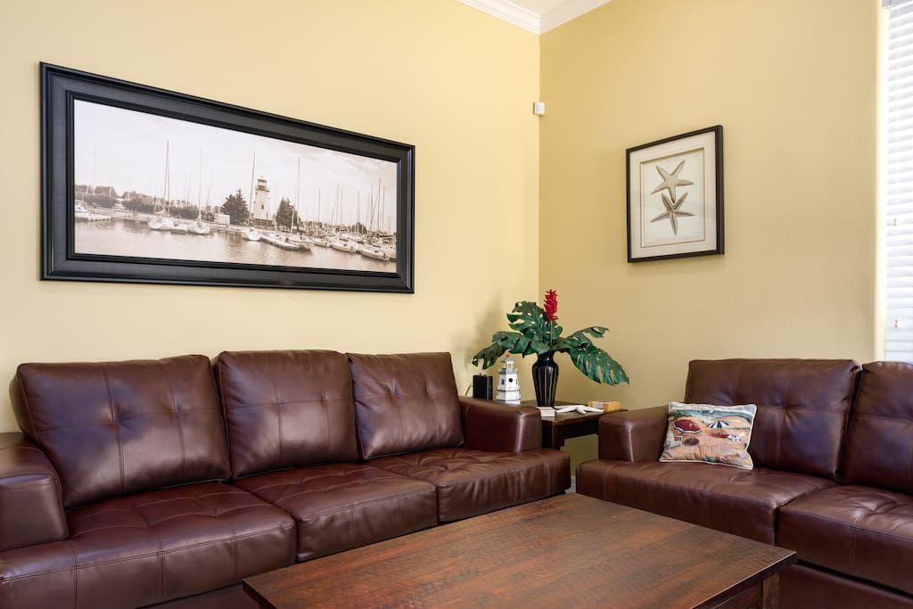 Living Room with 47" HDTV