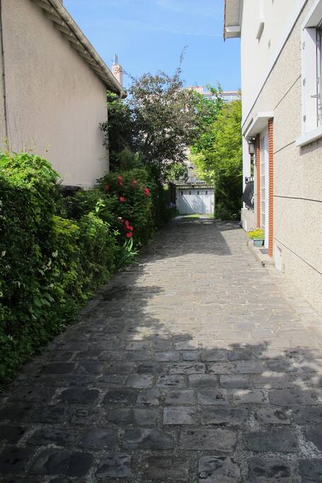 L'allée Privée pour la voiture