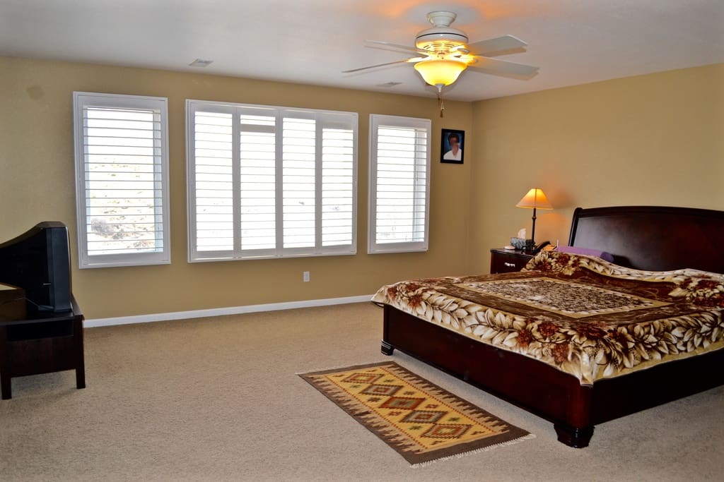 Huge Master bedroom with a retreat. TV in the picture is not there currently and we will be replacing it soon.