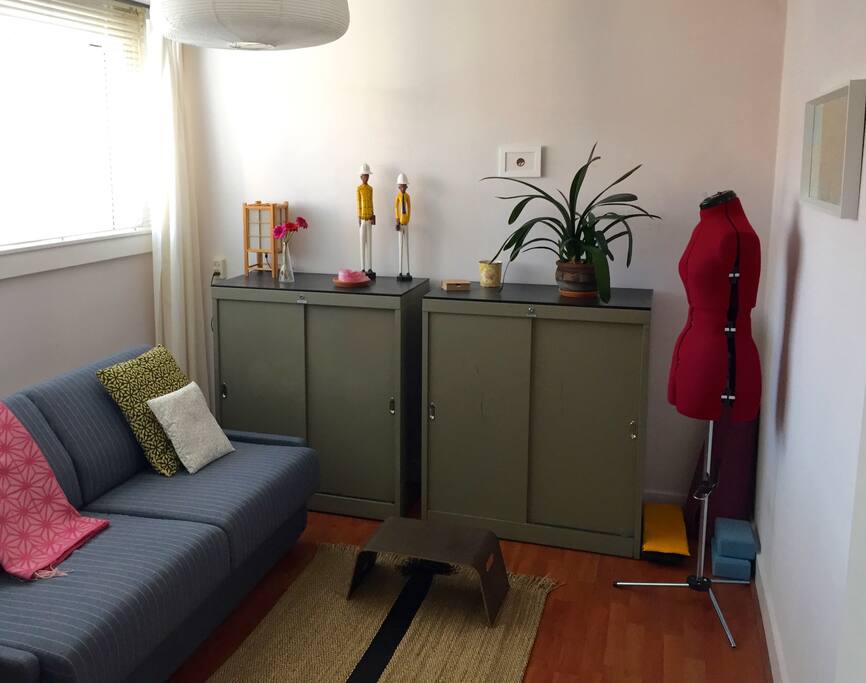 study/guest room with sofa bed