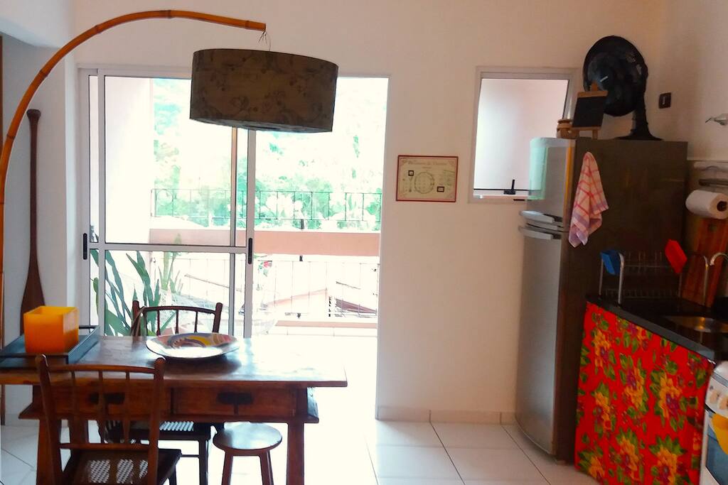 Sala com cozinha integrada