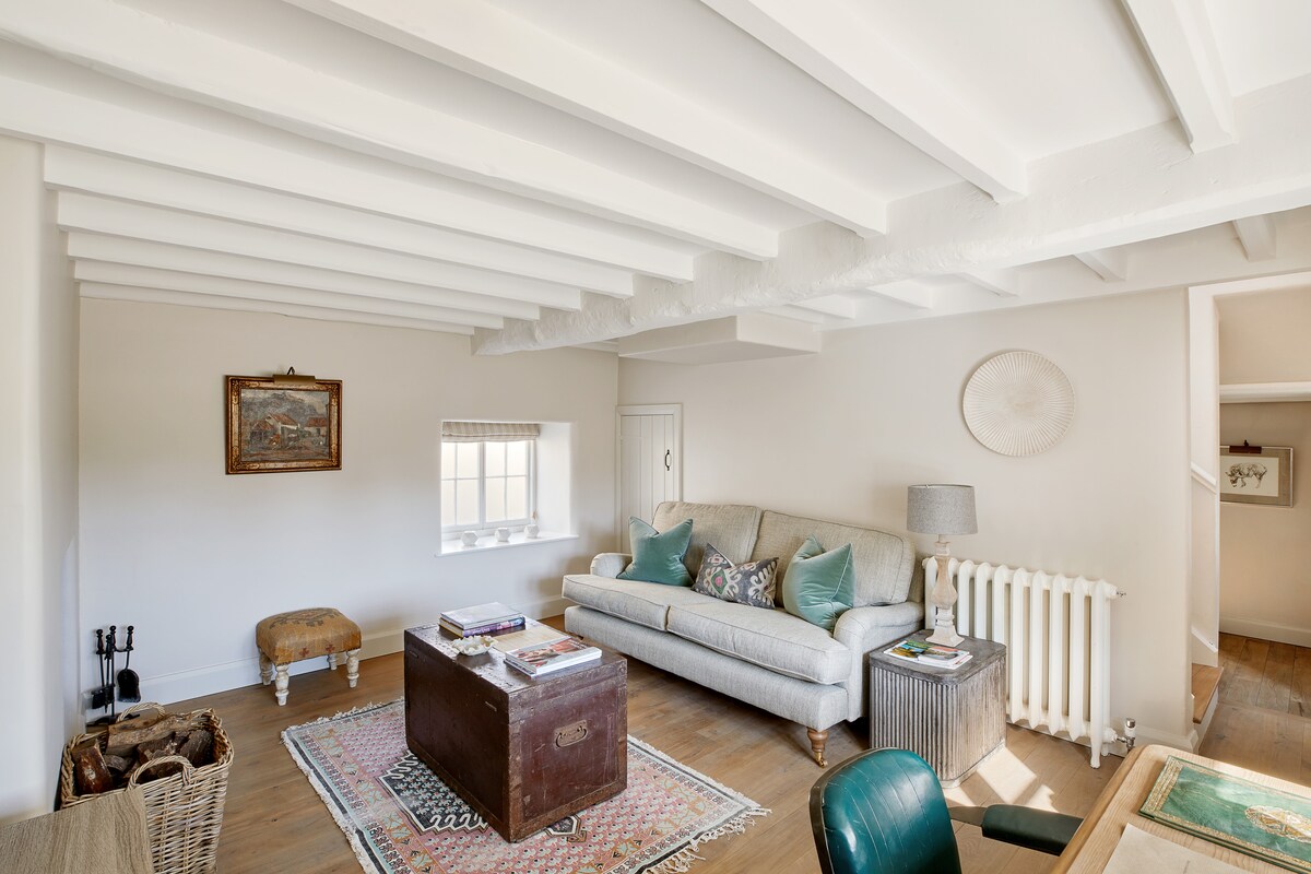Top performing Airbnb: The Granary Little Tew in West Oxfordshire