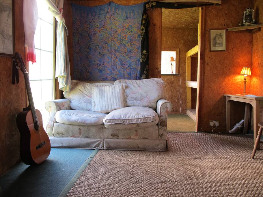 Seagrass matting throughout