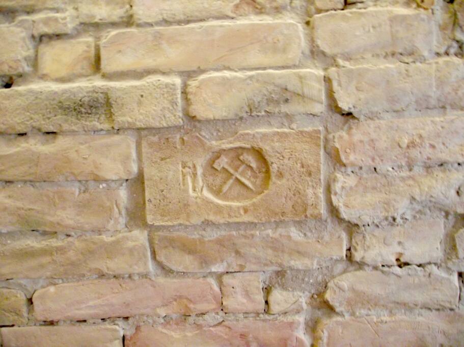 Manufacturiers stamp exposed
