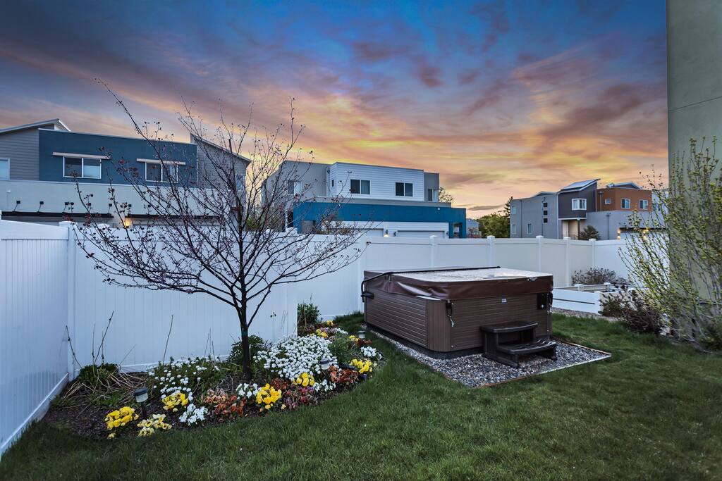 Enjoy the jacuzzi after a day of skiing or exploring all our city has to offer