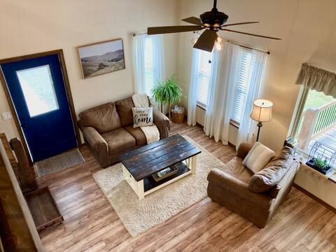Successful Airbnb property: Getaway in the heart of the Ozarks in Arkansas River Valley Rural
