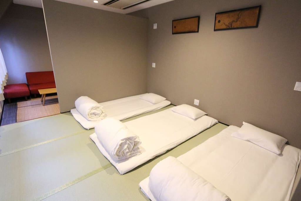 the bed room for 5 people