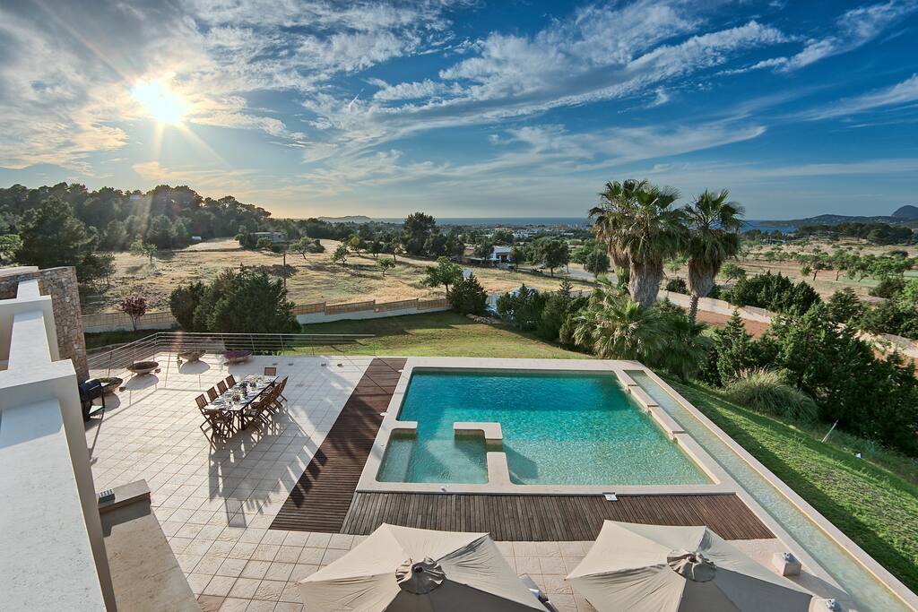 Pool area from up with amazing views to the sea