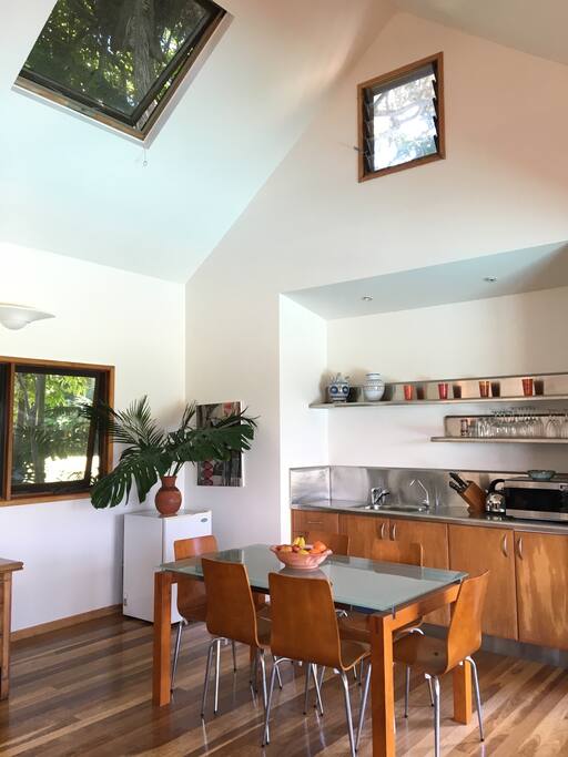 Fully self contained kitchen & BBQ