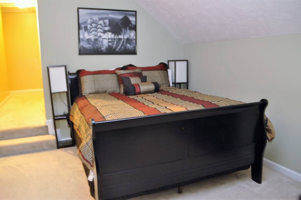 Suite Queen Bed