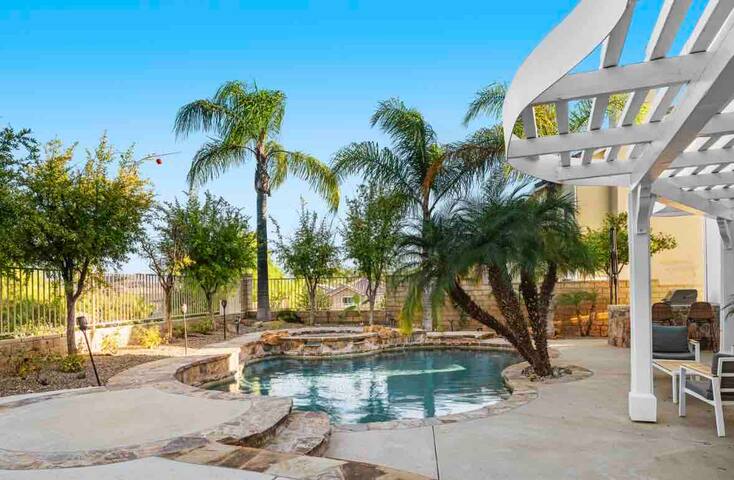 Santa Clarita Dream home gallery image 5