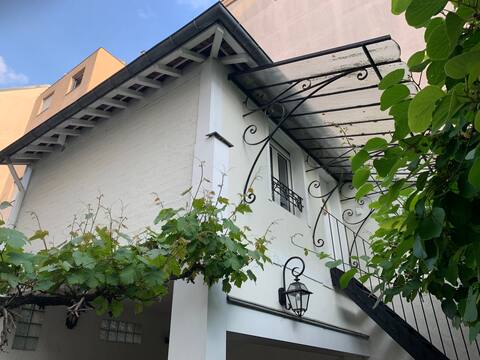 Vincennes 45  Guest House