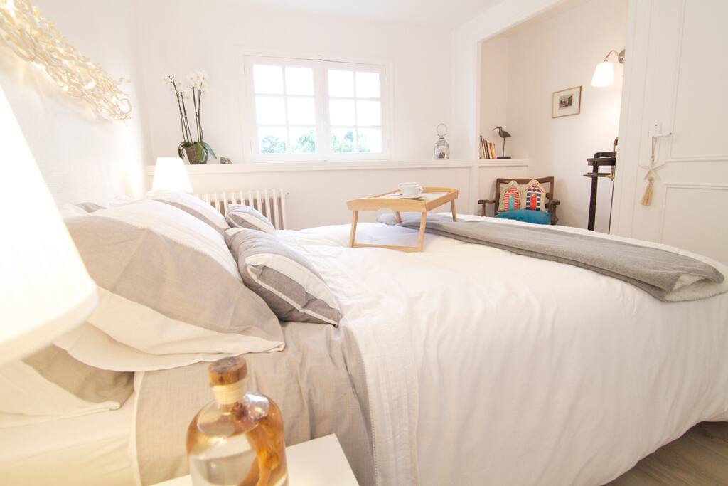Chambre avec placard