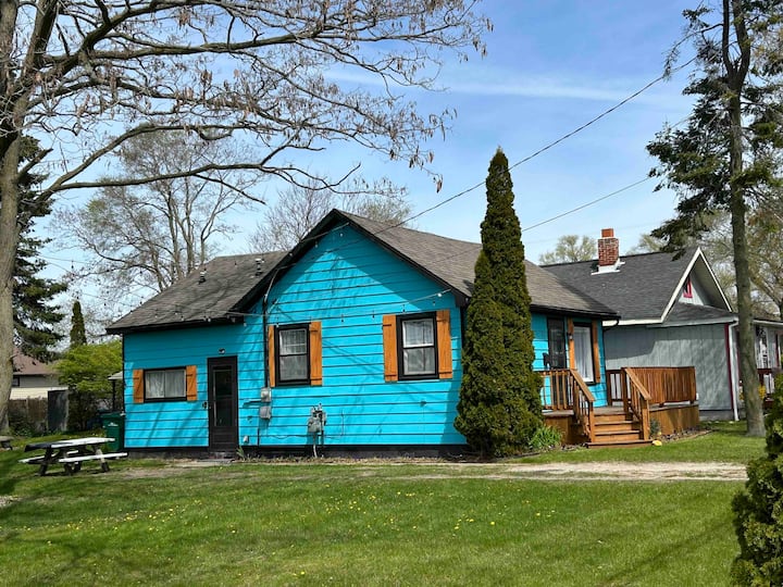 10 Best Lake Cabin Rentals In Oscoda, Michigan Updated 2024 Trip101