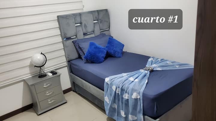 Алкоба 1, с двойно легло, 42 - инчов телевизор и огнена стик 